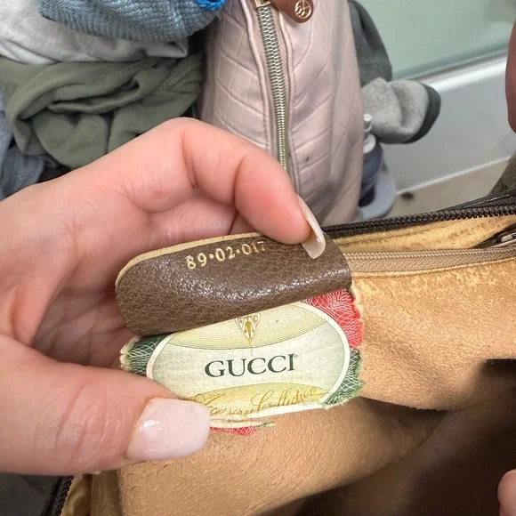 Gucci Tan and Brown GG Crossbody Bag - Picture 5 of 11